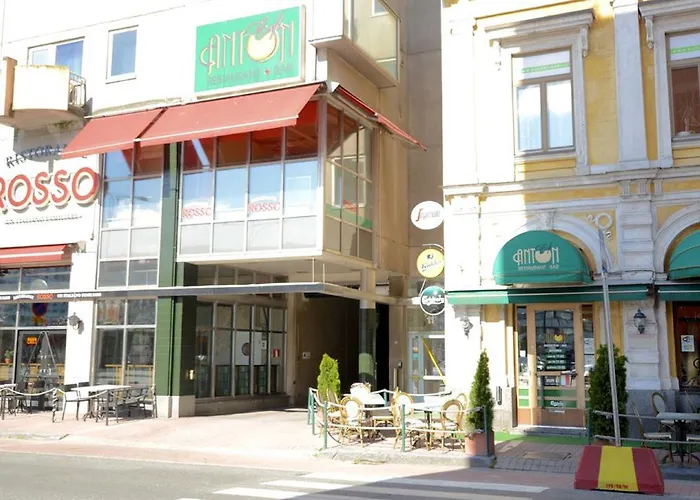 ホテル Torget ポリ